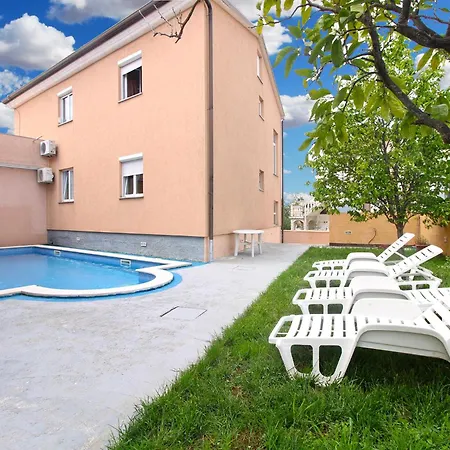 Apartmán Edin 1359 Peroj