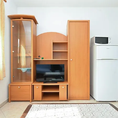 Edin 1359 Apartman