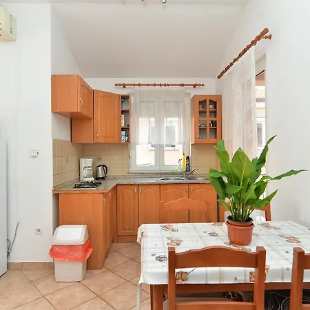 Apartman Edin 1359 Peroj