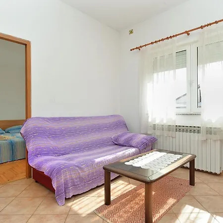Edin 1359 Apartmán