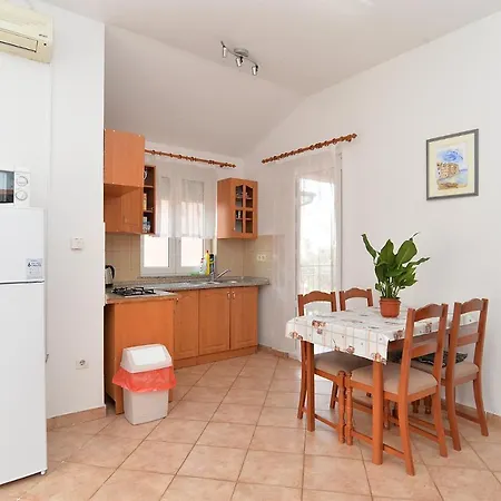 Apartmán Edin 1359 *