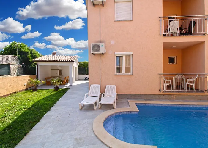 아파트 Edin 1359 *