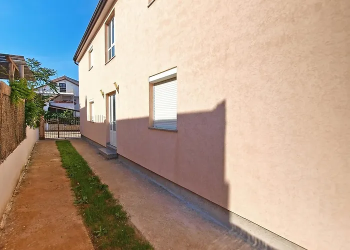 Edin 1359 아파트 *