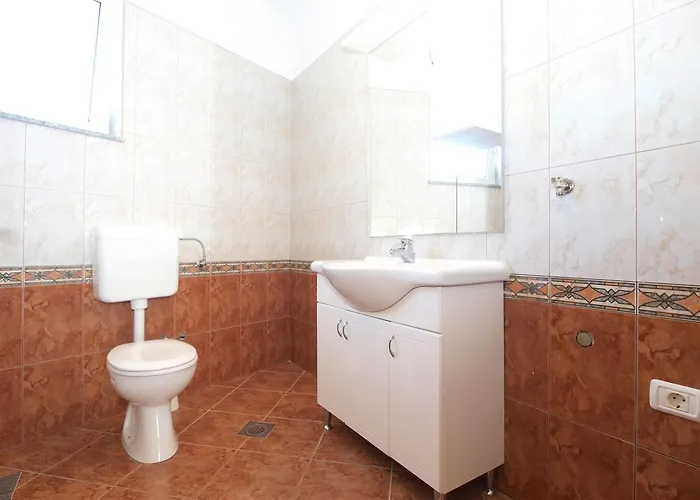 Edin 1359 아파트 *