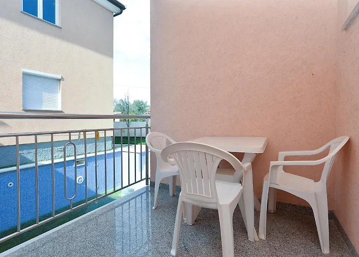 Edin 1359 아파트 *