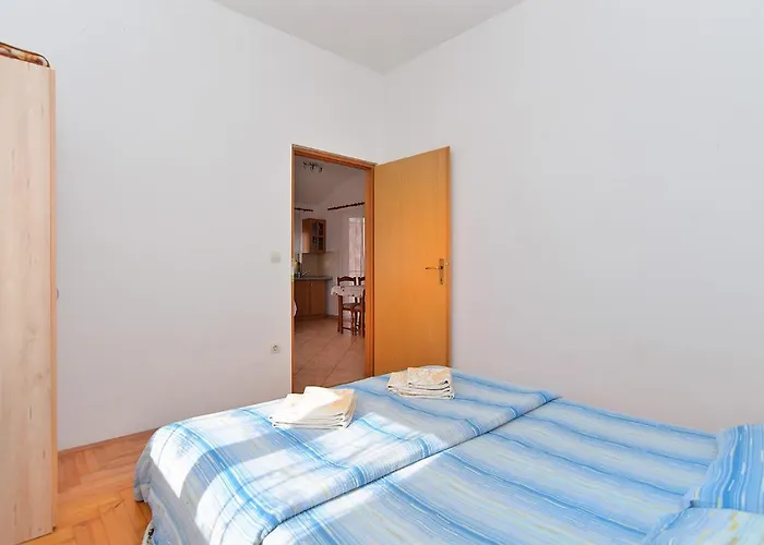 아파트 Edin 1359 *