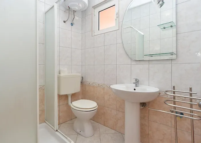 아파트 Edin 1359 *