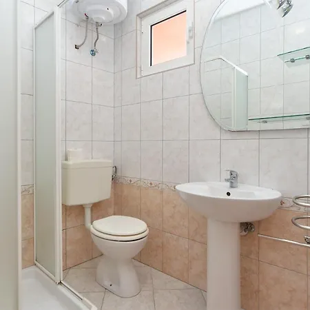 Apartament Edin 1359 *